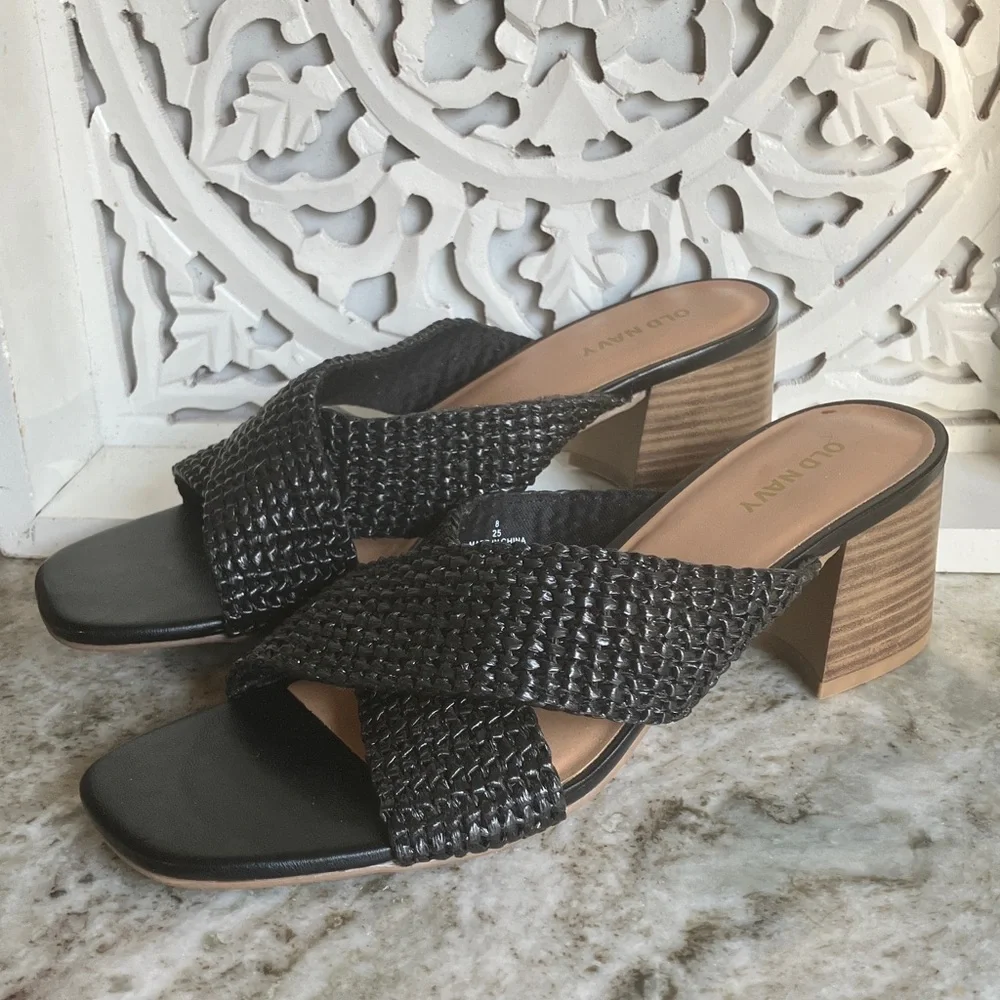 Old Navy Square-Toe Braided Straw Cross-Strap Mule Sandals Black Sz8